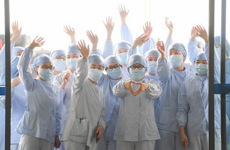 外媒热议中国抗疫表彰大会——“人民至上”理念获认同 中国为世界赢得时间|国际战“疫”行动